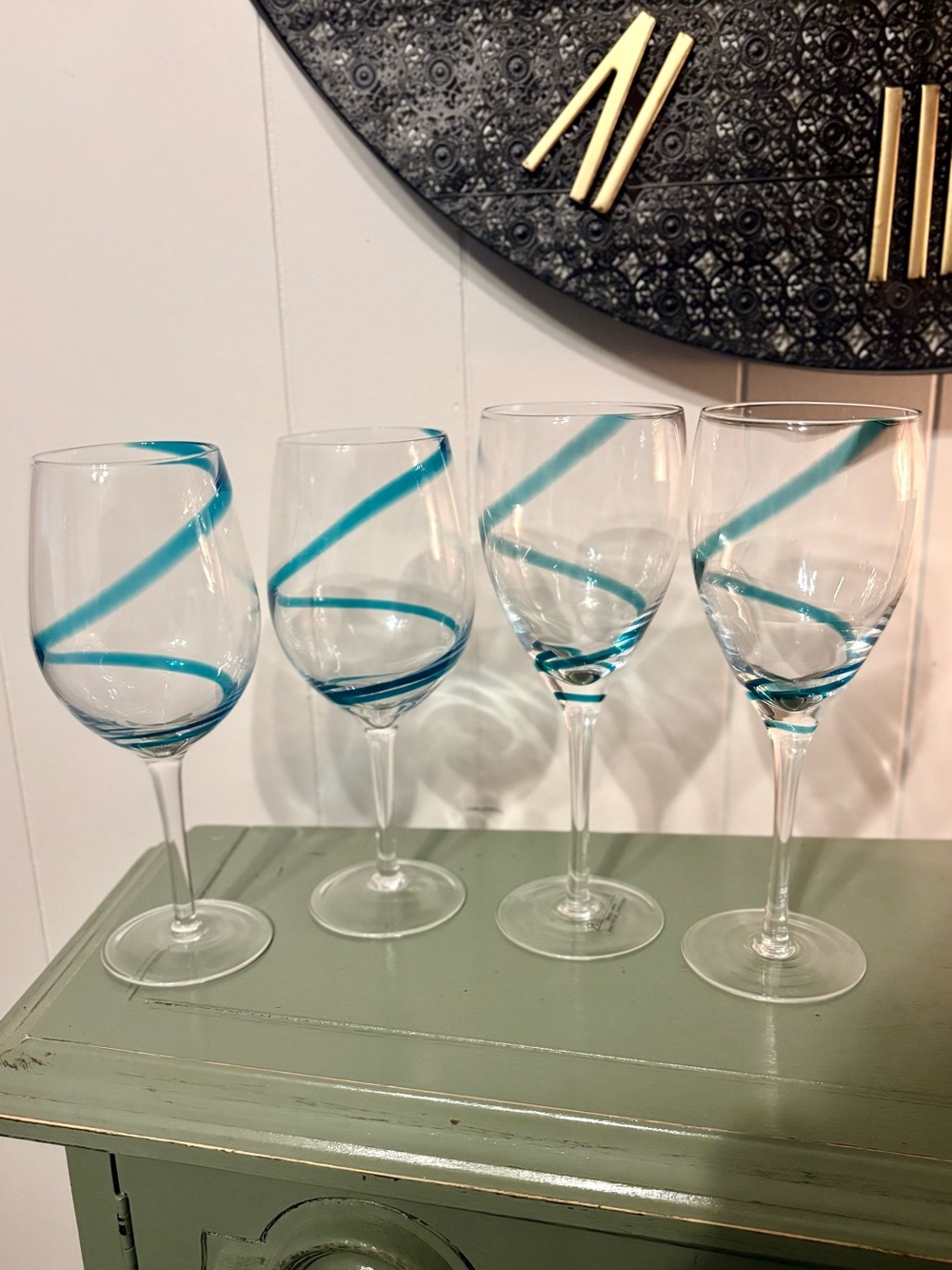 4- Pier 1 Roscher & Company Teal Blue Swirl Wine Glasses Clear Stem Goblets Set